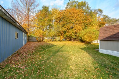 13th_St_372_Plainwell_49080-31