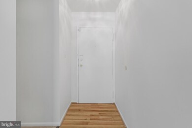 8467 Greenbelt Rd unit 8467-202, Greenbelt, MD 20770 - photo 7