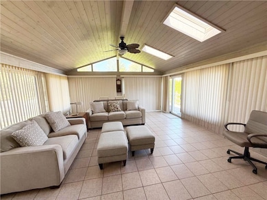 9 Greenbriar Dr, Mattoon, IL 61938 - photo 3