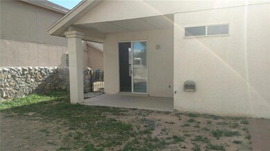 14013 Lago Seco Dr, Horizon City, TX 79928 - photo 2