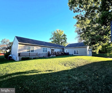 1700 Colonial Dr, Feasterville Trevose, PA 19053 - photo 6