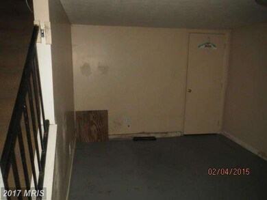 3807 Stokes Dr, Baltimore, MD 21229 - photo 4