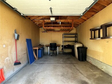 2829 Maplecrest Ave, Cleveland, OH 44134 - photo 7