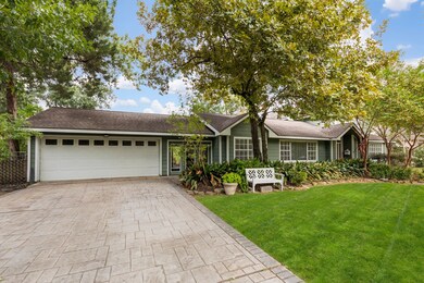 7606 Wedgewood Ln, Houston, TX 77055 - photo 2