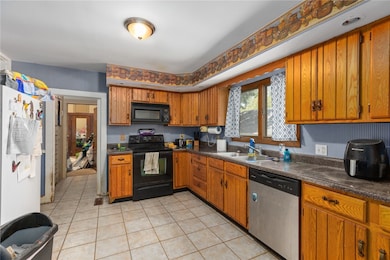 812 S 4th St, Effingham, IL 62401 - photo 4