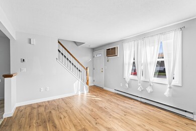 41 South St unit 11, Easthampton, MA 01027 - photo 3