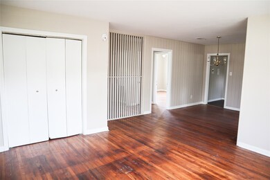 803 Ringold St, Houston, TX 77088 - photo 3