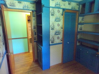 BEDROOM 39419br3a