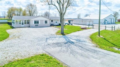 37 W Us 52, Fountaintown, IN 46130 - photo 2