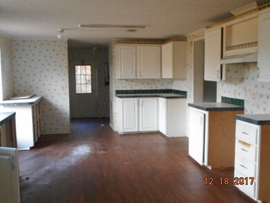 179 Northwood Ln, Crawfordville, FL 32327 - photo 3