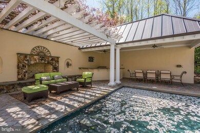 8893 Windy Ridge Way, McLean, VA 22102 - photo 5