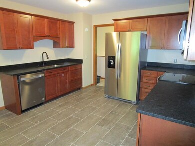 1875 Paddock Place, Fitchburg, WI 53575 - photo 6