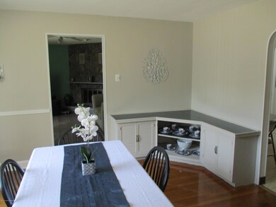 619 Wyoming Ave, Wyoming, PA 18644 - photo 5