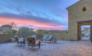 Courtyard sunset views to North and NW