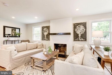 204 46th St NE, Washington, DC 20019 - photo 3