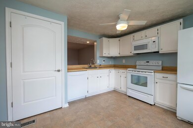 51 Windersal Ln, Parkville, MD 21234 - photo 6