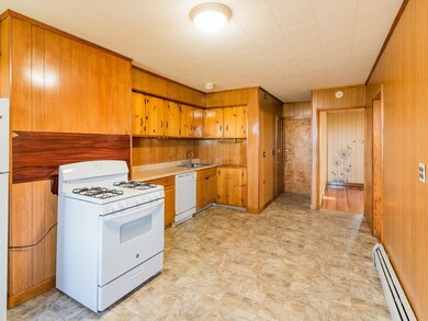 853 Saratoga St unit 3, Boston, MA 02128 - photo 2