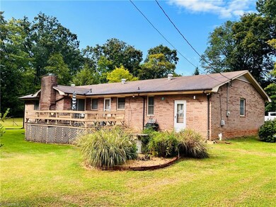 179 Burney Rd, Asheboro, NC 27205 - photo 3