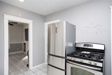 24 Bloodgood St, Pawtucket, RI 02861 - photo 4