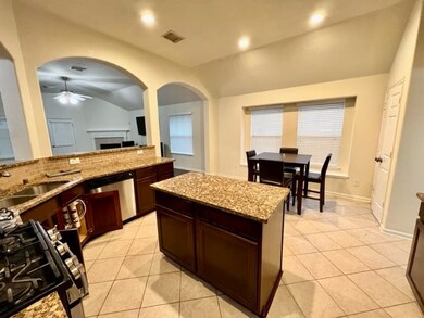 8218 Garrison Point Dr, Houston, TX 77040 - photo 6