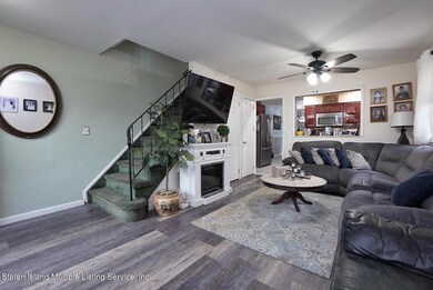545 Riga St, Staten Island, NY 10306 - photo 5