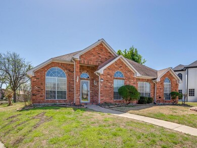 6417 Springmeadow Ln, Rowlett, TX 75089 - photo 2