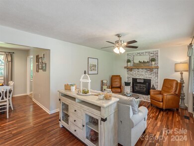 460 Beach Dr, Hendersonville, NC 28792 - photo 6