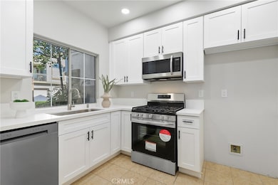 228 Chaumont Cir, Foothill Ranch, CA 92610 - photo 7