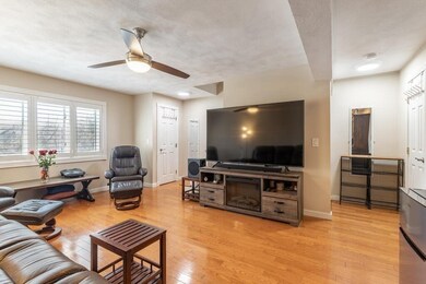 59 Denver St unit 4, Saugus, MA 01906 - photo 5