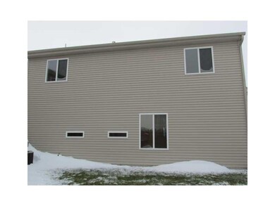 736 Pine Lake Dr, Greenwood, IN 46143 - photo 2