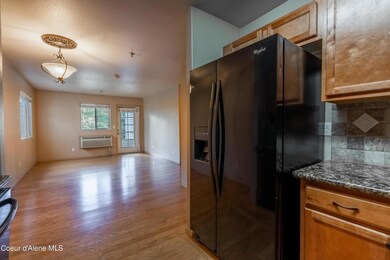 308 N Greensferry MLS-5