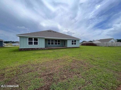142 Mulberry Dr, Lucedale, MS 39452 - photo 2