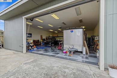 1672 Crescent Ave, Castro Valley, CA 94546 - photo 6