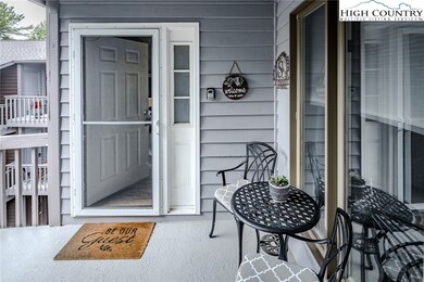 Royal Oaks Condominiums unit 235, Blowing Rock, NC 28605 - photo 3