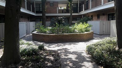 1801 Cortlandt St unit 3, Houston, TX 77008 - photo 2