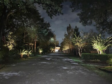 1959 Knoll St unit D, Houston, TX 77080 - photo 3