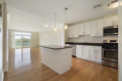 130 Tremont St unit 303, Melrose, MA 02176 - photo 7