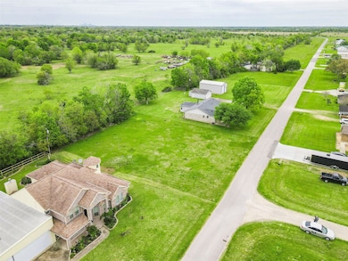 19 Hal Mclain Rd, Manvel, TX 77578 - photo 4