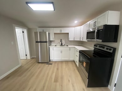 236 E 26th St, Dubuque, IA 52001 - photo 3