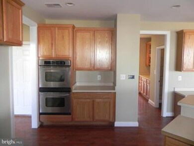 10300 Stewards Chance Ln, White Plains, MD 20695 - photo 7