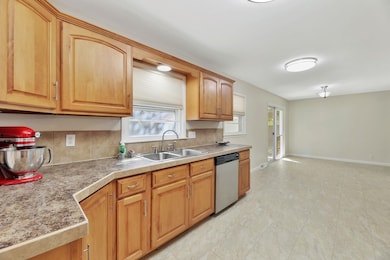 6223 E Perryton St, Bel Aire, KS 67226 - photo 6