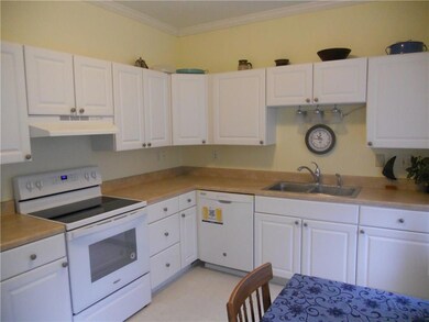 53 Farragut Way unit 25, Kennebunk, ME 04043 - photo 6