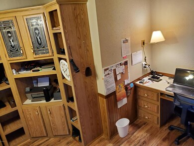 Office 1