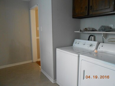 210 Ray St, Shelbyville, TN 37160 - photo 6