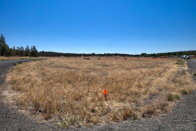 4480 NW Glenn Meadow Loop, Redmond, OR 97756 - photo 2
