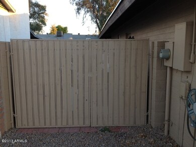 Garage (2)