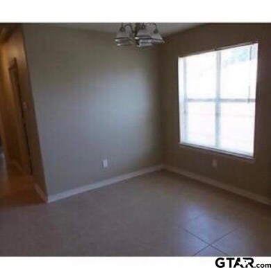 1326/1328 1326 1328 E Houston, Tyler, TX 75701 - photo 3