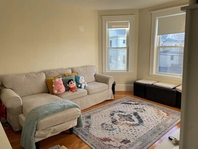 207 Lowell St unit 2, Somerville, MA 02144 - photo 2