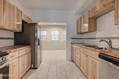 535 N Byers Ave, Joplin, MO 64801 - photo 3