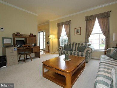 100 Crossing Pointe Ct, Frederick, MD 21702 - photo 4